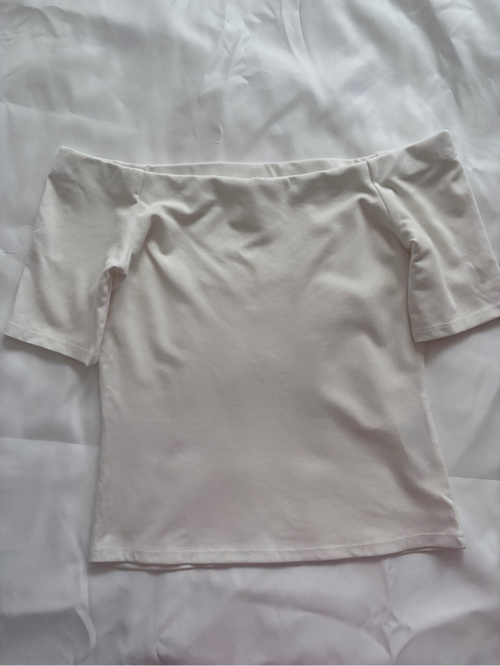 H&M Off-Shoulder Cream Short Sleeve Top